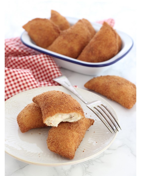 Sofficini Ripieni Con Mozzarella e Formaggio